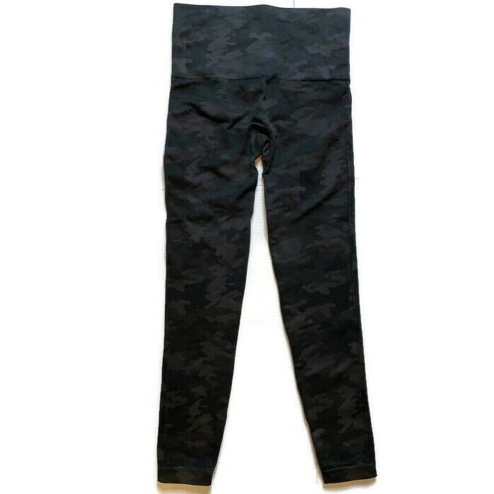 Spanx Look At Me Now Camo Seamless Leggings Pull On Black Gray Womens Medium - Picture 4 of 5